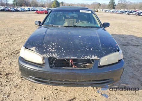 2000 Toyota Camry Ce z USA, uszkodzony, nr VIN JT2BG22K2Y0441308
